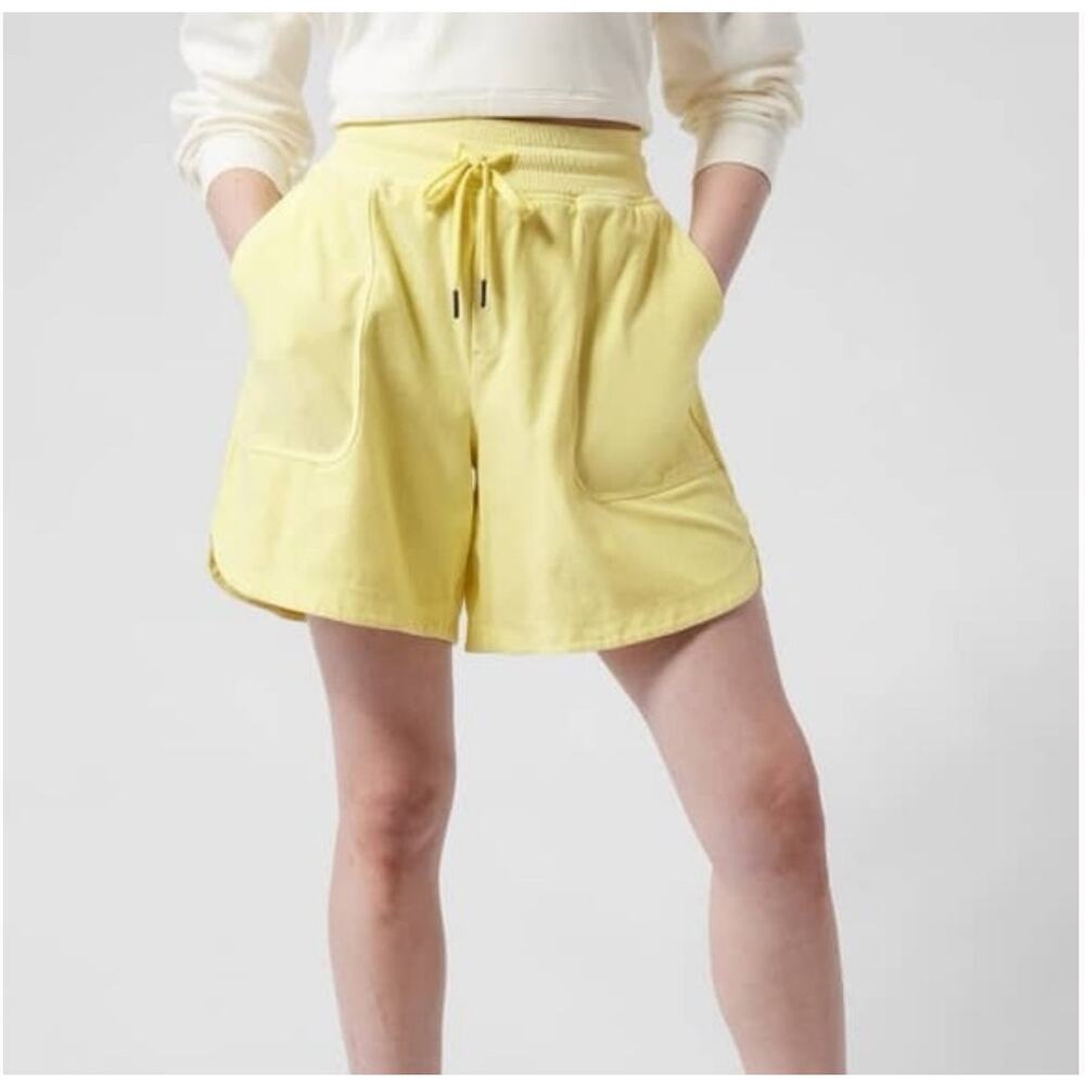 Athleta Women's Farallon Midi Short Size S Bright Yellow NWT Athleisure Athletic